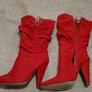 Slouch red suede boot, new
